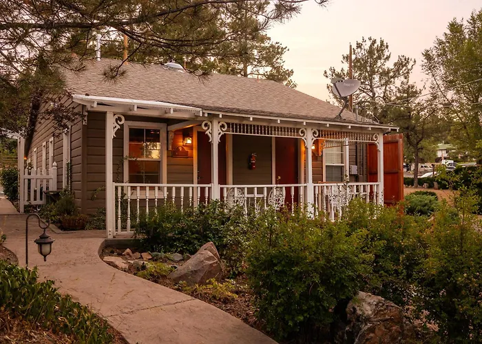 Hotel Pines Prescott